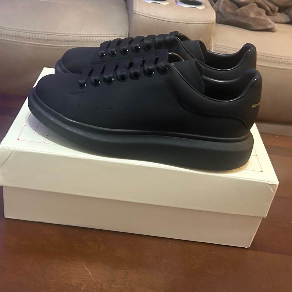 Alexander McQueen Black Men's Shoes